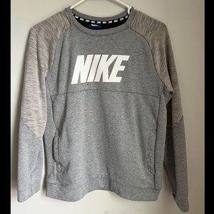 Nike Sweatshirt